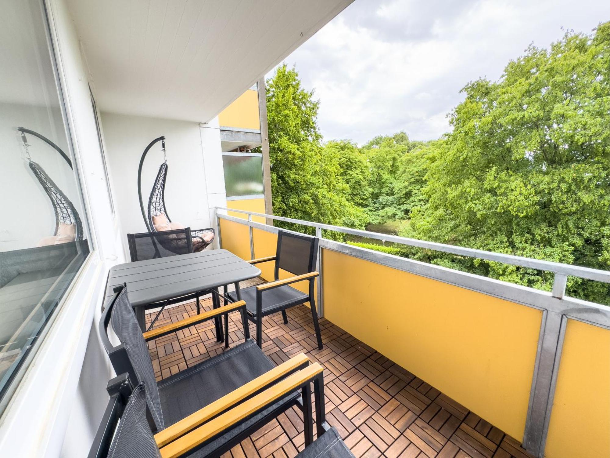 Messe-apartment Fuer 5 Gaeste Mit Balkon Und Lift * Hannover